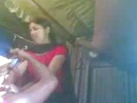 નવી આંટી સેક્સી હિન્દી છબીઓ