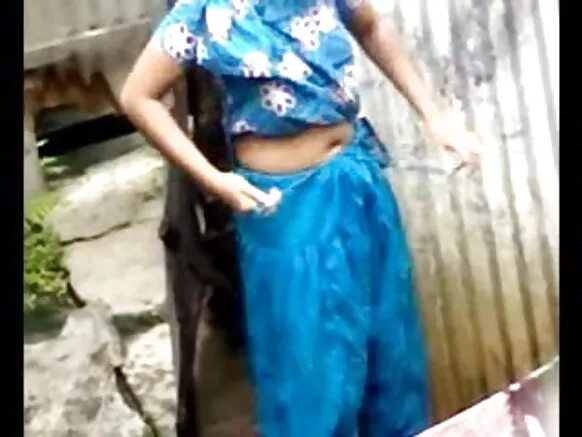 બંગલા ગામની છોકરીઓ દેશી બાથ સેક્સી વિડિયો ઢાકા મુવી અંગ્રેજી દેશી સિટી હેડક્વાર્ટરમાં (4)