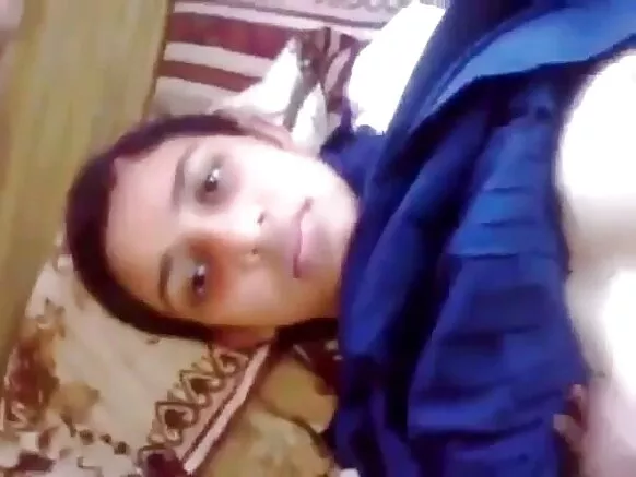 લિન્ડા ઇંગ્લિશ ઇમેજ સેક્સી ફુદી બ્લુ