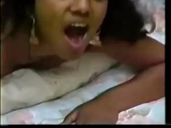 મીઠી છોકરીઓ દેશી દેશી રાની મુખર્જી સેક્સી ફિલ્મ છોકરી