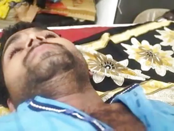દેશી સોફ્ટ-કોર હળવી મદ્રાસી સેક્સી ફિલ્મ