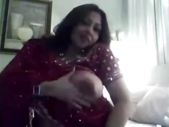 Hot Indian girl shows her big boobs, gujarati sexy movie તેણીની ચુત બતાવે છે ચુત બતાવે છે