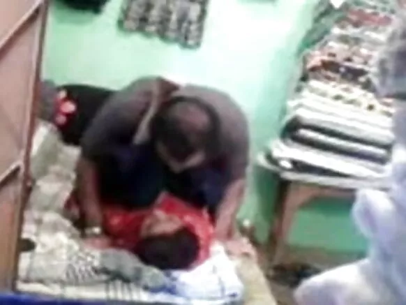 પરસેવા વિના સેક્સી મૂવી પ્રોગ્રામ નંબર 1 1
