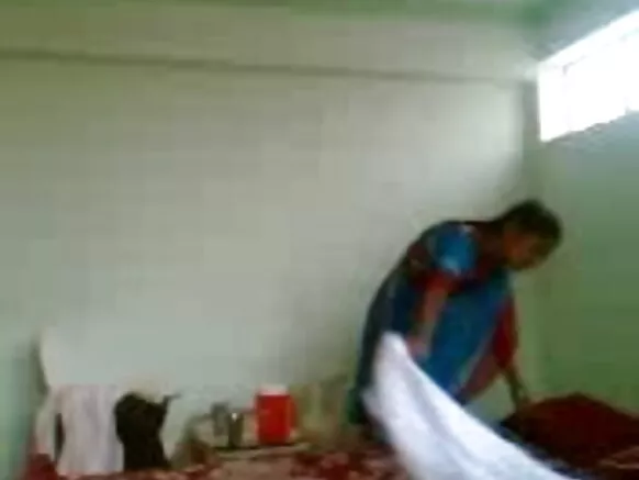 અંગ્રેજી બીપી ટીન માં સરસ ટીન ટૂંકી છબી