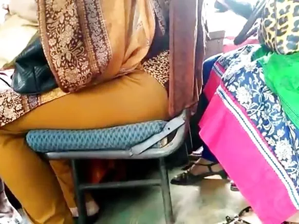 બાંગ્લાદેશ સેક્સી હિન્દી ફિલ્મ બસ સીન
