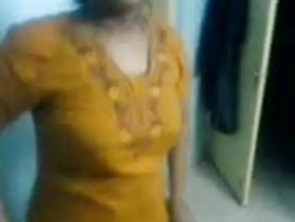 indian movie sexy movie ગ્રેટ બૂબ્સ પહેર્યા