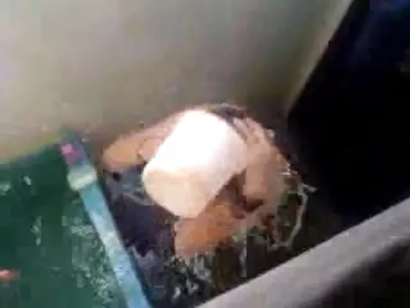 વાયર શાવર સેક્સ મેપ વાયર શાવર