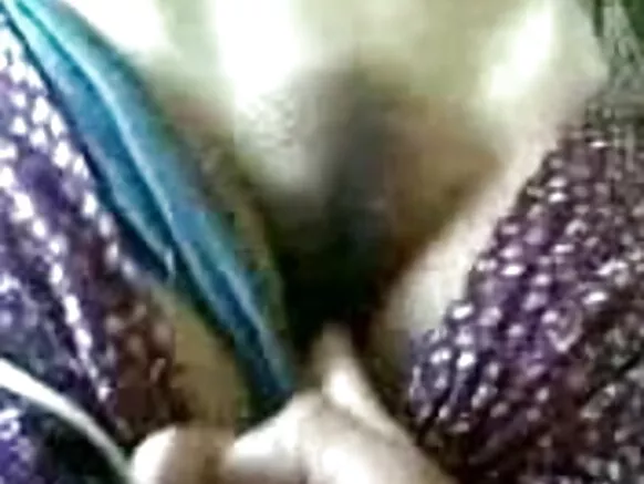 young indian sexy video mango movie boobs ચાટતી