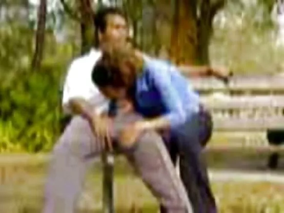 18 વર્ષનો સ્કૂલ બોય ફોટો સેકસી વિડિયો ફિલ્મ