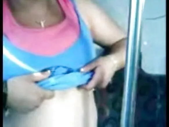 તમારી સેક્સી બ્લુ ફિલ્મ નવી બતાવતી મોટી Tits