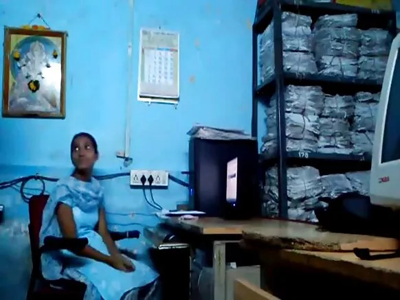 સની દેઓલ સેક્સી ફિલ્મમાં સેક્સ