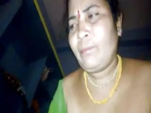 હું દેશી આંટી મટુરા વાદળી સેક્સી ફોટો છું