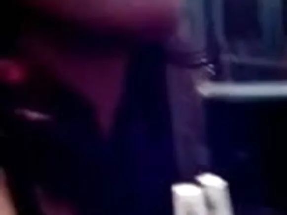 વર્જિન મારા tits ખુલ્લી tits અને ગર્દભ પ્રથમ વખત