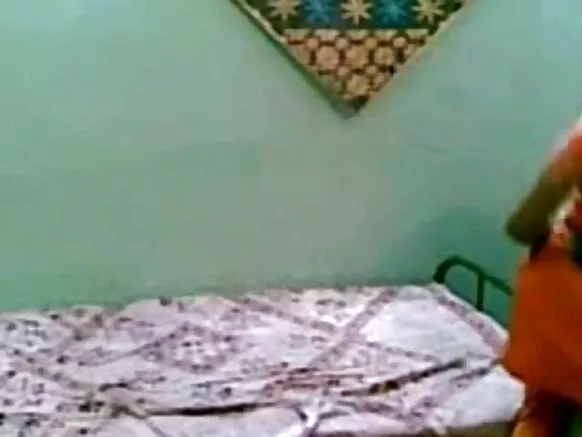 Smart bhojpuri movie indian sex video તેના પ્રેમી સાથે સેક્સ માણતા
